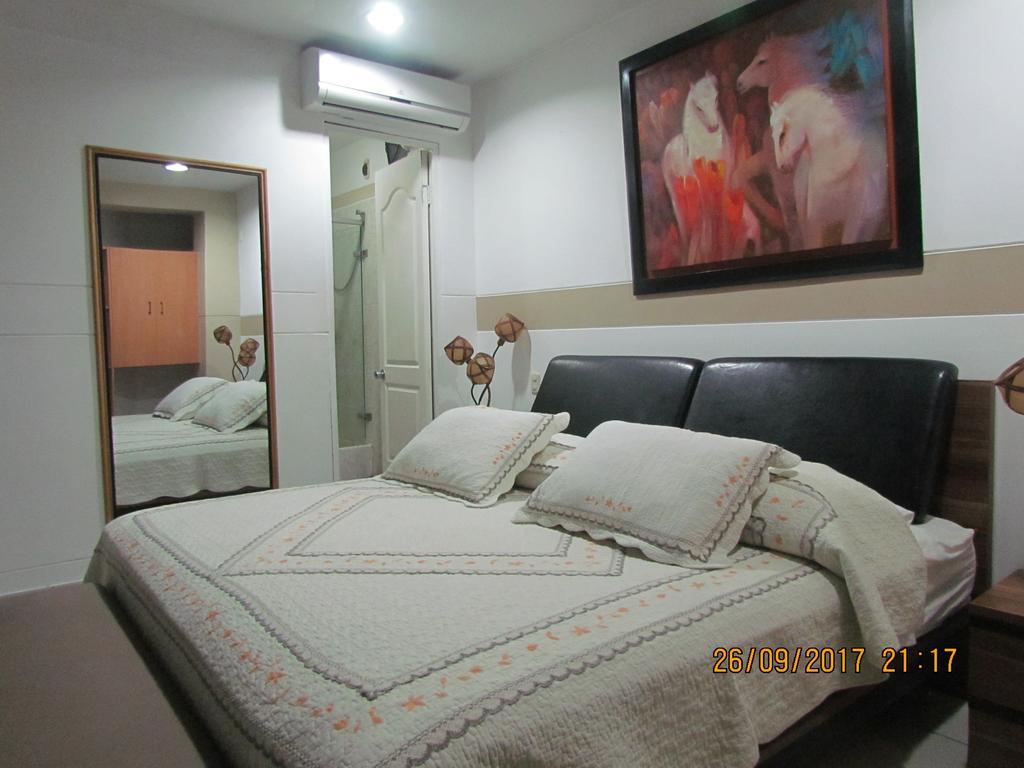 Rizzo Plaza Hotel Tumbes Exterior photo