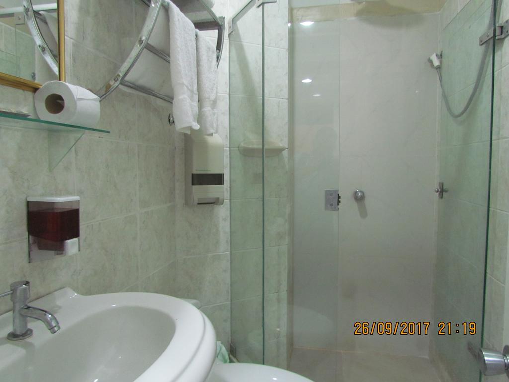 Rizzo Plaza Hotel Tumbes Exterior photo